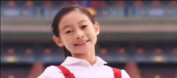 《北京欢迎你》中的明星还好吗?小女孩已成少女!刀郎消失成谜?