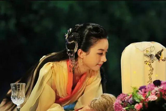 把女二演成女一的女星 万茜获封“演技派”