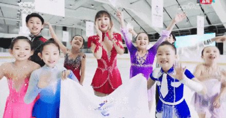 李菲儿惊艳亮相北京八分钟,原来她的冰雪故事起源于张艺谋
